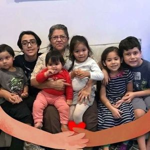 Meet your Posher, Antonia